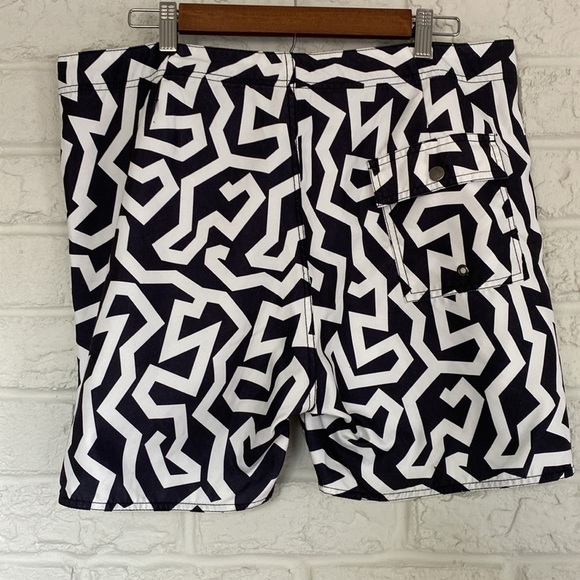 Revolve Saturdays Surf NYC Size 34 Board Shorts - Picture 5 of 6
